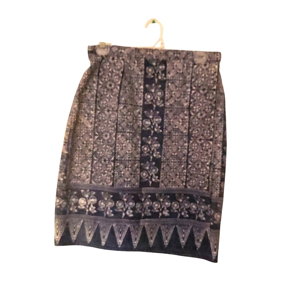 BLUE FLORAL PATTERN SKIRT WRAP SMALL 14" WAIST - Picture 1 of 6